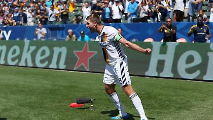 Και πως να το ξεχάσει το τόπι ο Τζέραρντ; (video)