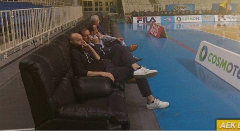 Προπόνηση με Αγγελόπουλο στην ΑΕΚ