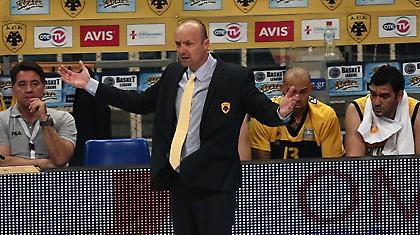 Ζντοβτς: «Σαν να φοβόμαστε να κερδίσουμε»