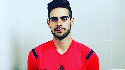 Οι οπαδοί… τελείωσαν τον πρώτο διαιτητή που δήλωσε γκέι