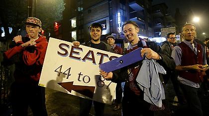 Μετά το «αντίο» ήρθε το ξήλωμα στο «Άπτον Παρκ» (pics)