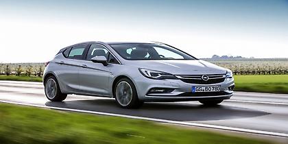 Καυτό... Opel Astra BiTurbo Hatchback