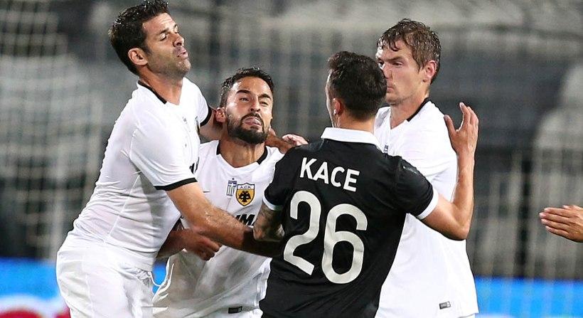 Αποβλήθηκαν Κάτσε και Μπαρμπόσα!