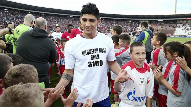 Πουλίδο: «Με θέλουν στον Ολυμπιακό. Δεν αποκλείω Τσίβας»