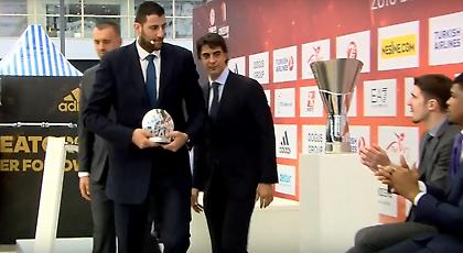 Πήρε το βραβείο του ο Μπουρούσης (pics)