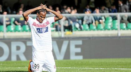 Δεν έχασε μόνο ο Μπακόγκου δύο πέναλτι σε έναν αγώνα...