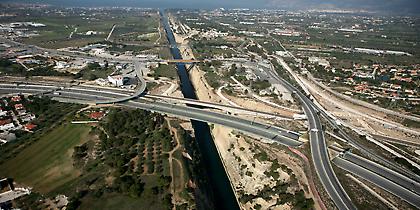 Τροπολογία για διόδια και διελεύσεις φορτηγών