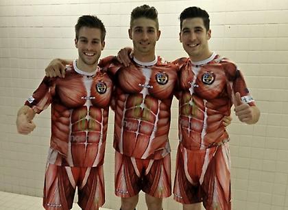 Αυτή είναι (μακράν) η χειρότερη φανέλα στην ιστορία του ποδοσφαίρου (pics)