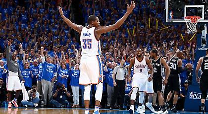 Thunder, Thunder, Thunder… Cats!