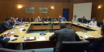 Δέσμευση της κυβέρνησης για θεσμικό πλαίσιο λειτουργίας υδατοδρομίων