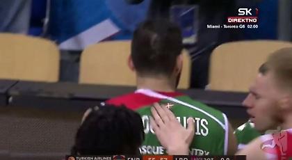 Ο Μπουρούσης ξέρανε τους Τούρκους! (video)