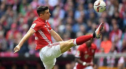 Ο Λεβαντόφσκι γράφει ξανά ιστορία! (video)