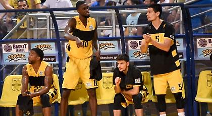 «Αποθεώθηκαν» οι παίκτες του Άρη (video)