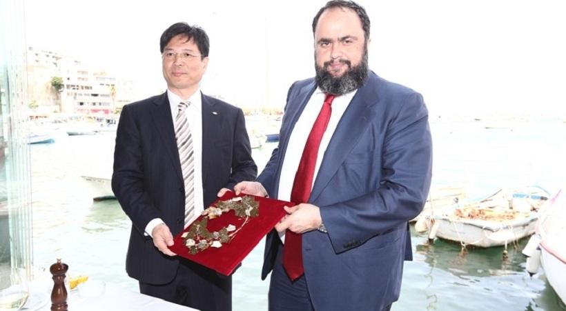 Ο Ολυμπιακός συνάντησε τους «Kόκκινους Aετούς» της Σαγκάης! (pics)