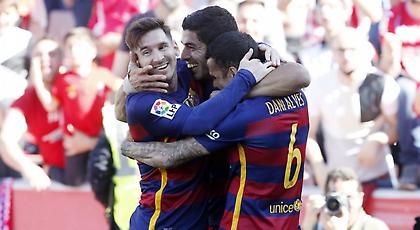 Δείτε live την παρέλαση τίτλου της Μπαρτσελόνα (video)