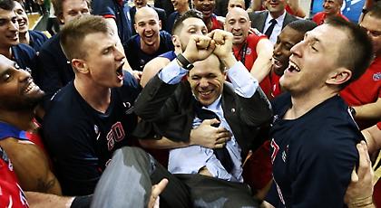 Στα χέρια των παικτών της ΤΣΣΚΑ ο Ιτούδης! (video)