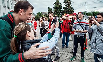 Σαν πρωταθλητές υποδέχτηκαν «Λόκο» και Μπαρτζώκα (pics)