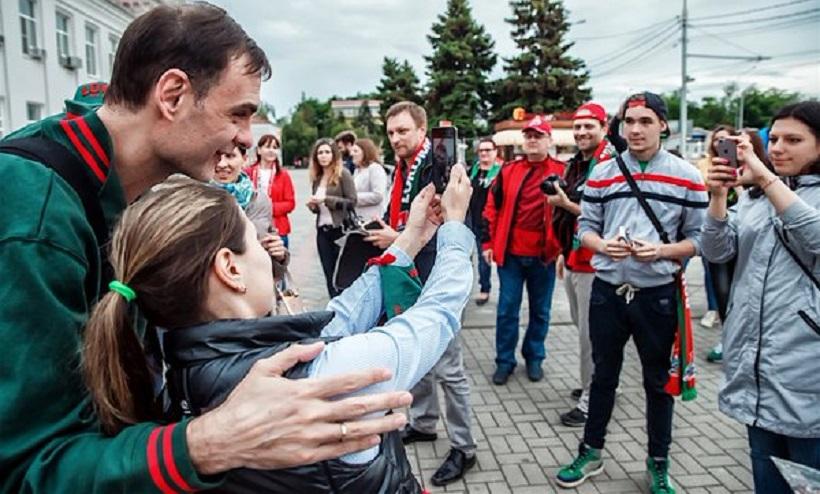 Σαν πρωταθλητές υποδέχτηκαν «Λόκο» και Μπαρτζώκα (pics)