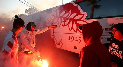 Σήμερα εμψυχώνουν τους παίκτες του Μάρκο Σίλβα