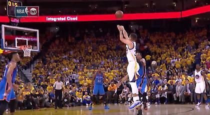 Το απίθανο τρίποντο του Κάρι στην πρώτη θέση του Top 5 (video)