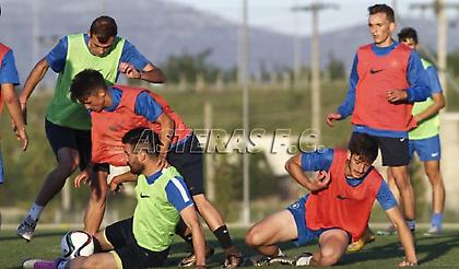 Αξιολόγηση όλων στον Αστέρα