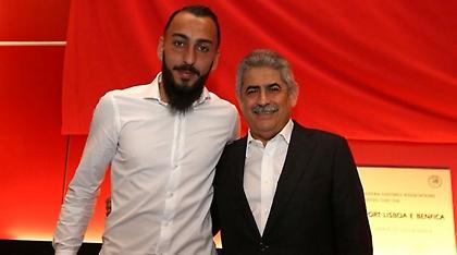 Επίσημο: Αγόρασε Μήτρογλου η Μπενφίκα!