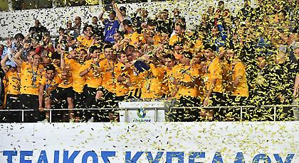 Έτσι σήκωσε την κούπα η ΑΕΚ! (video/pics)