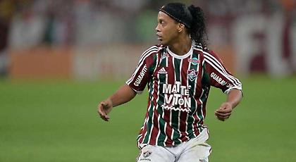 Σαν Αντόνιο Σπερς και… ξερό ψωμί ο Ροναλντίνιο! (pic)