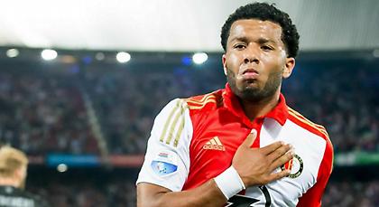 Έμεινε ελεύθερος από Φέγενορντ ο Βιλένα