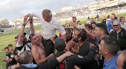 Το τρελό πάρτι του ΟΦΗ για την άνοδο! (pics+vids)