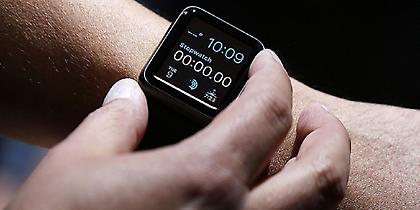 Oξύνεται ο ανταγωνισμός στην παγκόσμια αγορά των wearable συσκευών