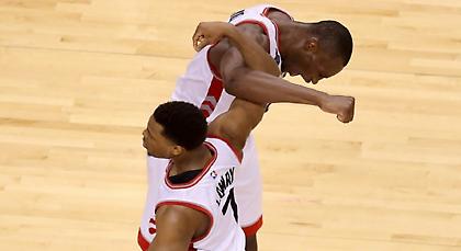 Στα ίσα στην Ανατολή!