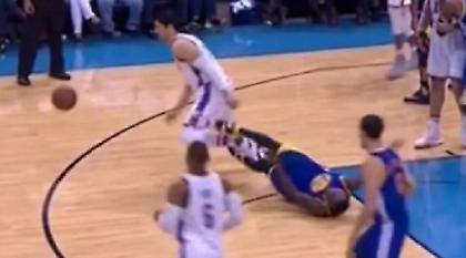 Το τάκλιν του Ντρέιμοντ Γκριν που δεν έβαλε μυαλό (video)