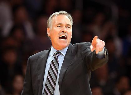 Αναλαμβάνει τους Ρόκετς ο Ντ' Αντόνι