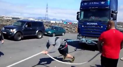 Το «βουνό» του Game of Thrones σέρνει νταλίκα (video)