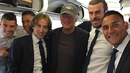 Πέταξε για Μιλάνο με Ρεάλ ο Ρίτσαρντ Γκιρ (pics)