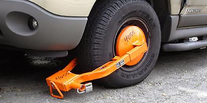 Δαγκάνες από τον δήμο Αθηναίων για την παράνομη στάθμευση