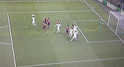 Με γκολ οφσάιντ προηγήθηκε η Ρεάλ! (video)