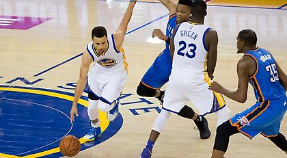 Οι Γουόριορς ξανά στους τελικούς!