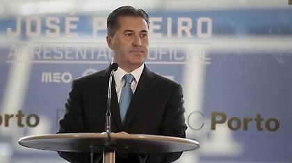 Τέλος από την Πόρτο ο Πεσέιρο