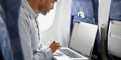 Το wifi εν πτήση η πιο σημαντική υπηρεσία για τους επιβάτες