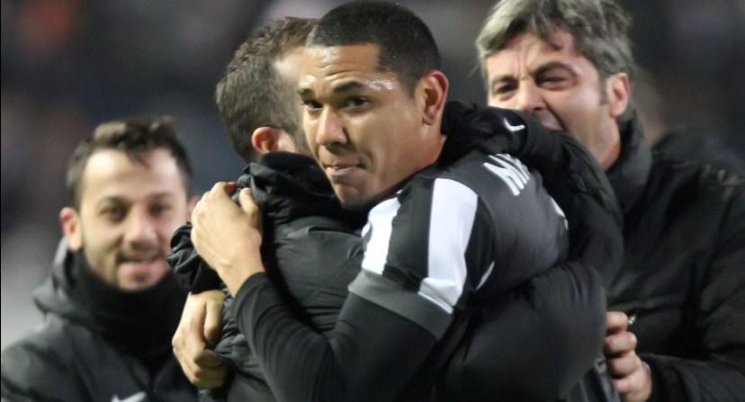 Τα λένε στο… twitter ΠΑΟΚ και Μαντούρο