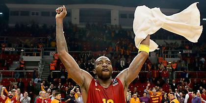 «Μένουν στη Γαλατάσαραϊ Λάσμε και ΜακΚόλουμ»