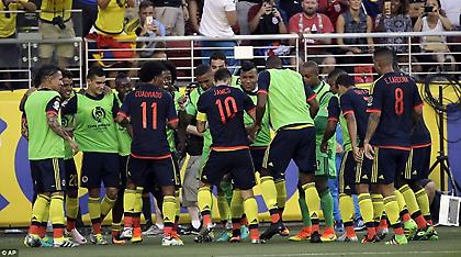 «Καθάρισε» από το πρώτο ημίχρονο η Κολομβία (vids)