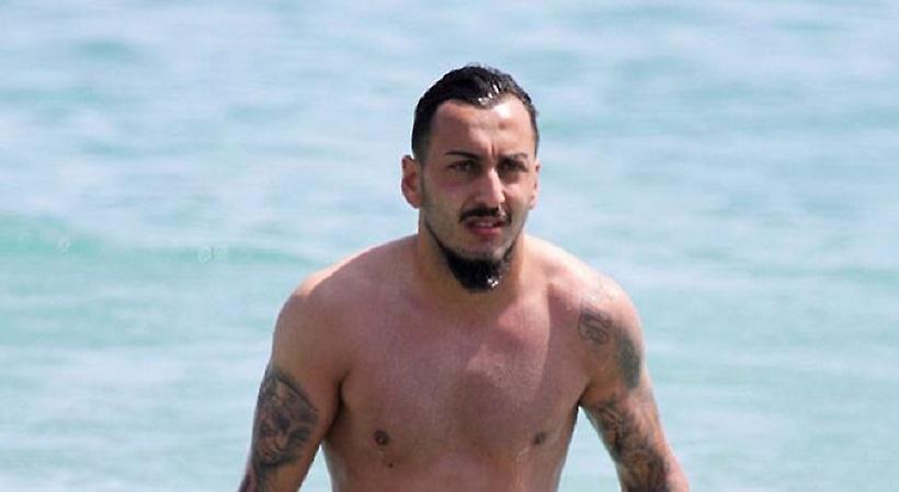 Παρέα στη Μύκονο Μήτρογλου-Βλαχοδήμος (pics)