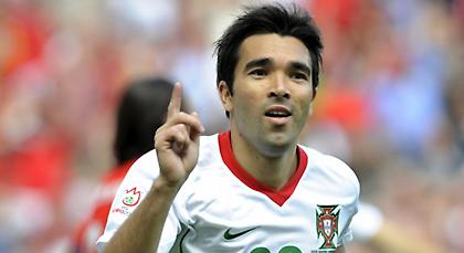 Ο Ντέκο ξαναβάζει τα ποδοσφαιρικά του!