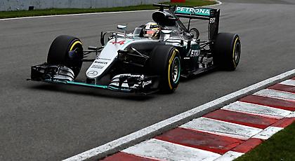 Κάντε στην άκρη, έρχεται ο Χάμιλτον!