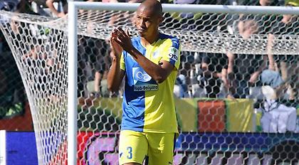 Έφυγε ο Αμορίν από τον ΑΠΟΕΛ