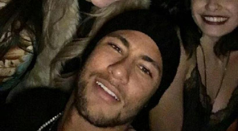 ΒΙΝΤΕΟ: Το ξεσάλωμα του Νεϊμάρ με τις φίλες του στο Σάο Πάουλο