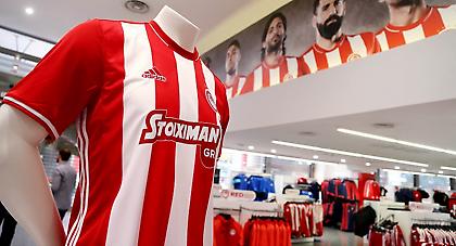 Η πιο… κόκκινη φανέλα!